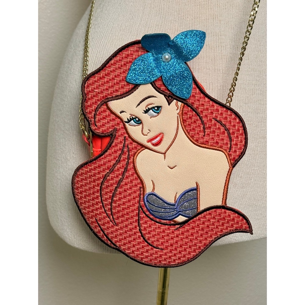 Danielle Nicole Disney Ariel Little Mermaid Crossbody Bag Red Gold Chain Strap - Picture 2 of 10